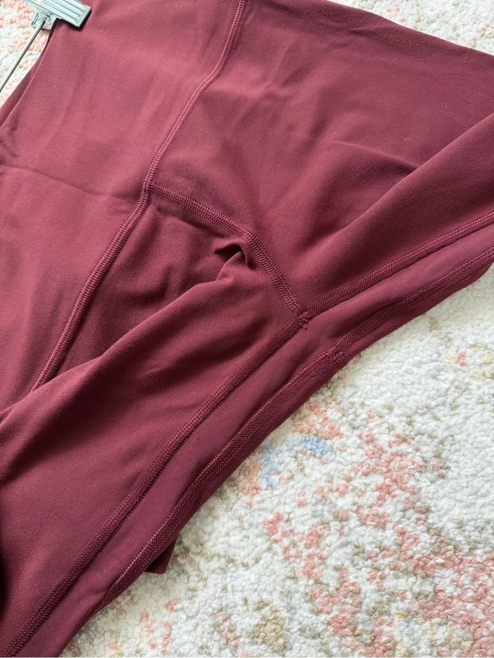 Lululemon HR Align Leggings 28 inch Size 6 Red Merlot